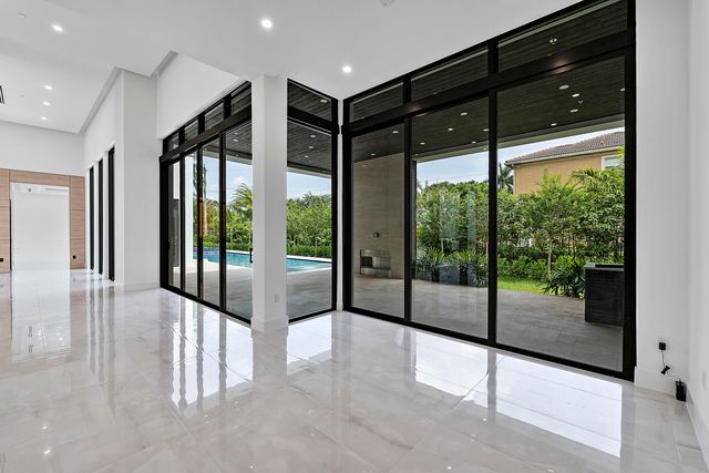 11781 NW 15th Street, Plantation, FL 33323