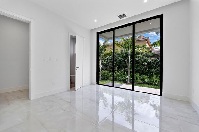 11781 NW 15th Street, Plantation, FL 33323