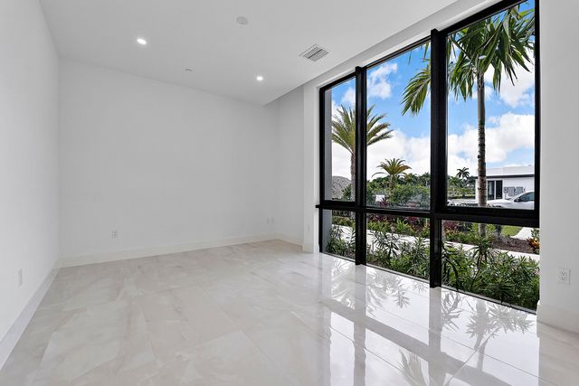 11781 NW 15th Street, Plantation, FL 33323