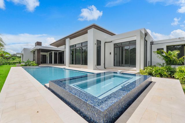 11781 NW 15th Street, Plantation, FL 33323