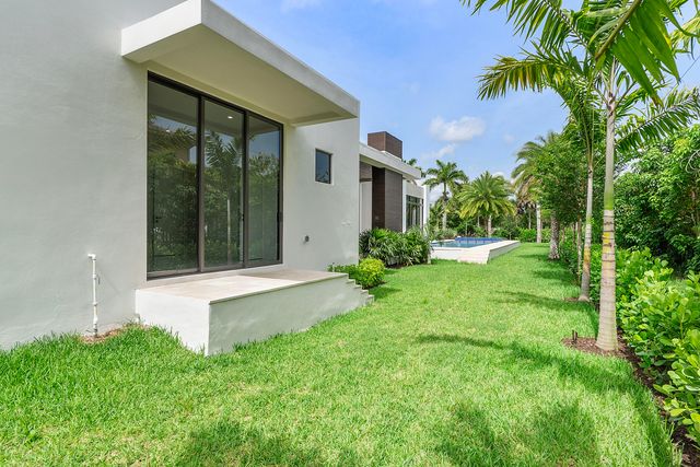 11781 NW 15th Street, Plantation, FL 33323