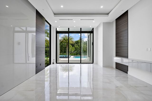 11781 NW 15th Street, Plantation, FL 33323