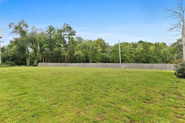 75 Old Oak St, East Bridgewater, MA 02333