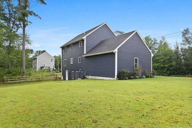 75 Old Oak St, East Bridgewater, MA 02333