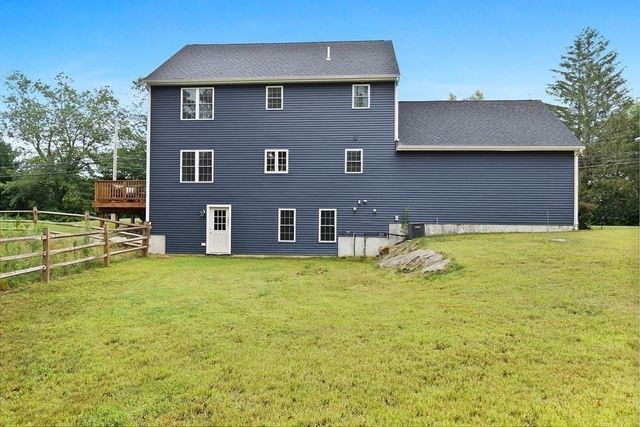 75 Old Oak St, East Bridgewater, MA 02333