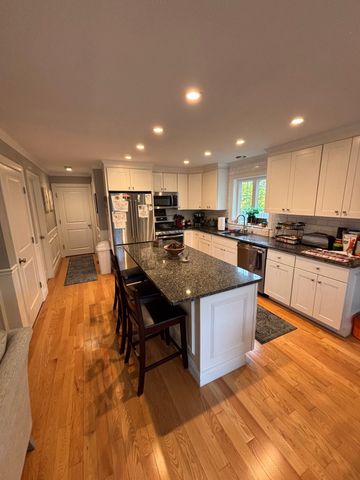 75 Old Oak St, East Bridgewater, MA 02333
