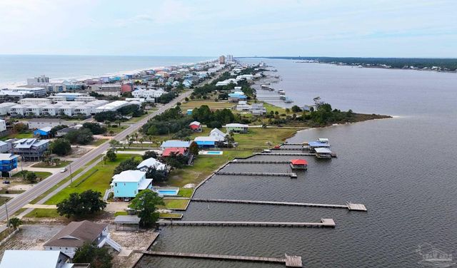 1027 W Beach Blvd 101, Gulf Shores, AL 36542