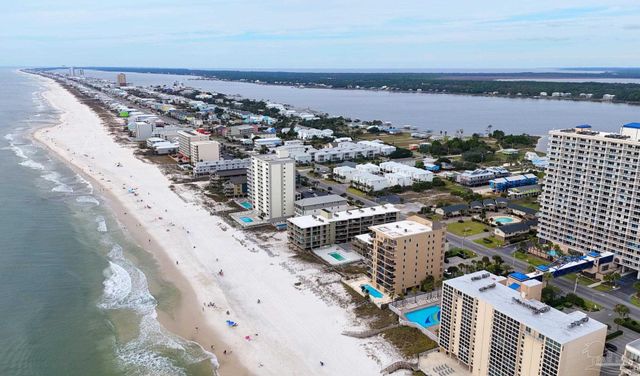 1027 W Beach Blvd 101, Gulf Shores, AL 36542