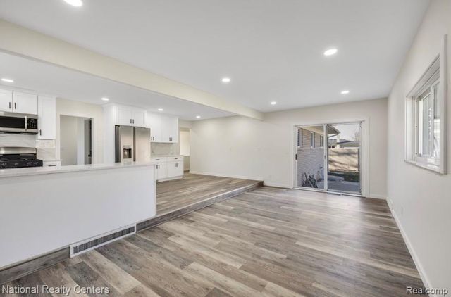 38108 Charwood Drive, Sterling Heights, MI 48312