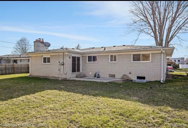 38108 Charwood Drive, Sterling Heights, MI 48312