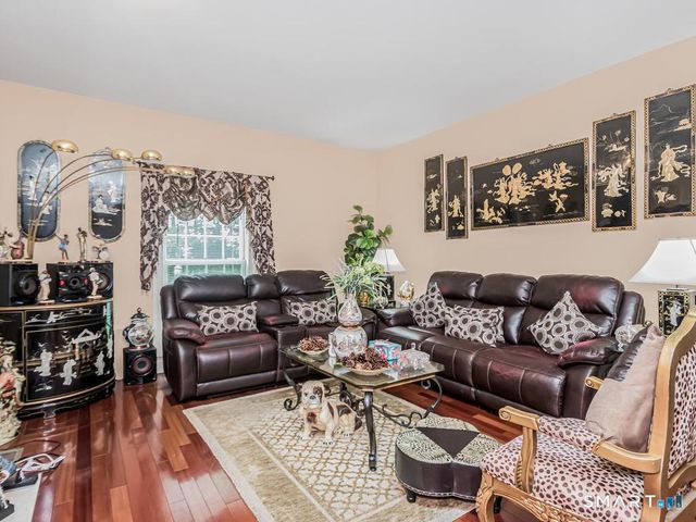 957 Roxbury Road, Southbury, CT 06488