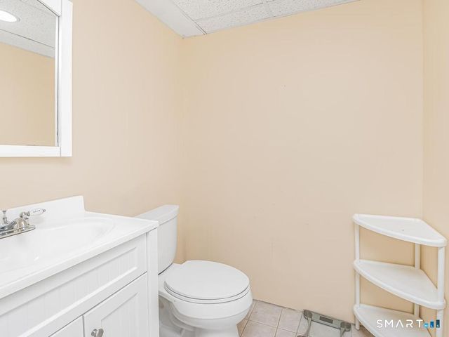 957 Roxbury Road, Southbury, CT 06488