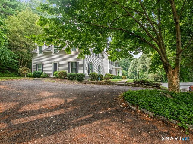 957 Roxbury Road, Southbury, CT 06488