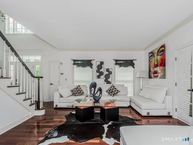 957 Roxbury Road, Southbury, CT 06488