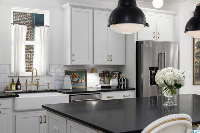 1308 SEVERN WAY, Hoover, AL 35244