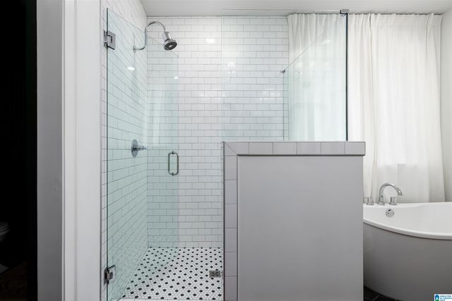 1308 SEVERN WAY, Hoover, AL 35244