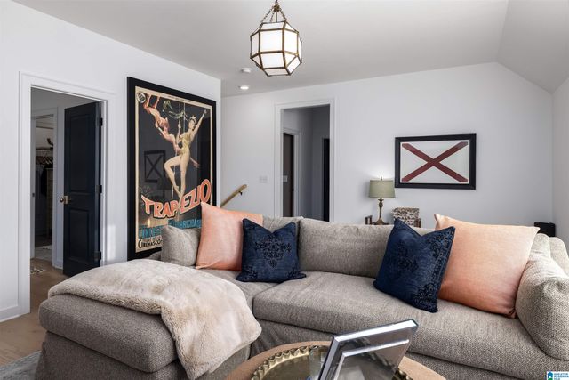 1308 SEVERN WAY, Hoover, AL 35244