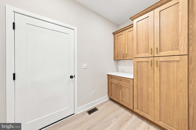 104 BLUE ANCHOR, Sicklerville, NJ 08081
