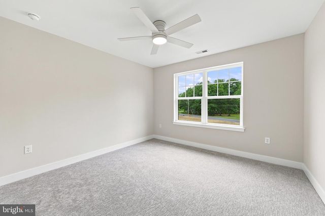 104 BLUE ANCHOR, Sicklerville, NJ 08081