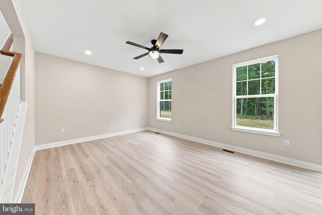 104 BLUE ANCHOR, Sicklerville, NJ 08081