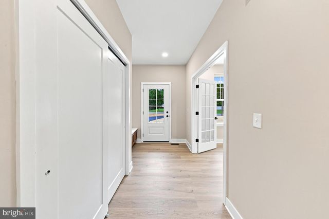 104 BLUE ANCHOR, Sicklerville, NJ 08081