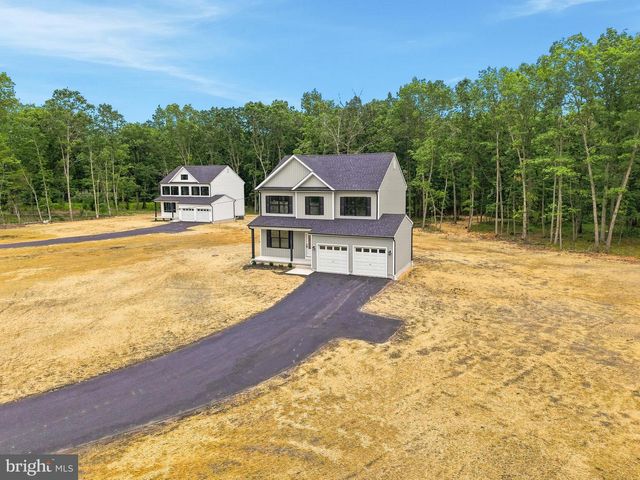104 BLUE ANCHOR, Sicklerville, NJ 08081