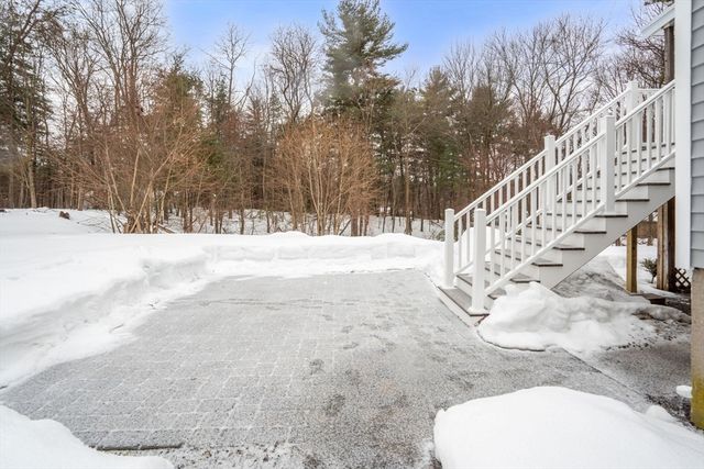 11 Wilshire Dr, Sharon, MA 02067