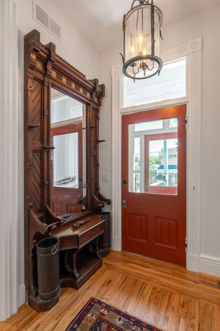 801 Scott Street, Covington, KY 41011