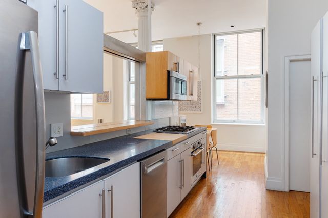 55 White St Apt 3C, New York City, NY 10013