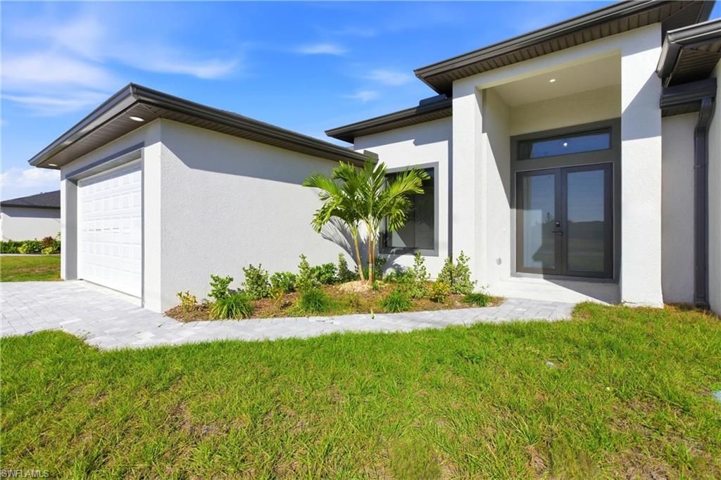 131 Kismet PKWY E, CAPE CORAL, FL 33909 — exterior