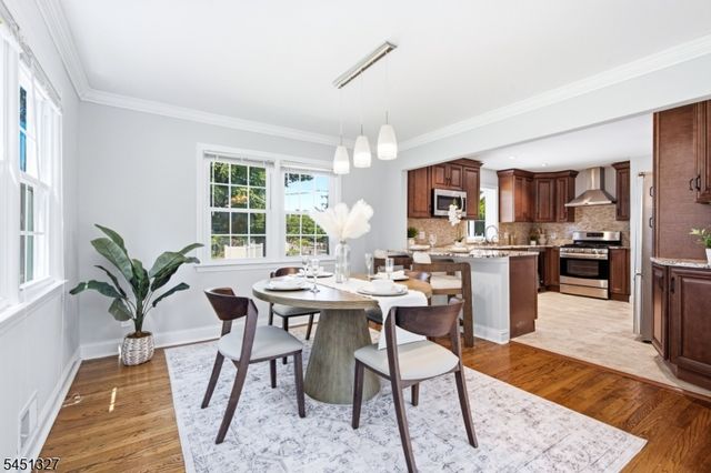 12 Medford Rd, Parsippany-troy Hills Twp., NJ 07950