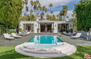 402 Doheny Road, Beverly Hills, CA 90210