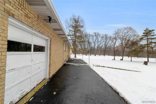 6870 Clinton Street, Elma, NY 14059