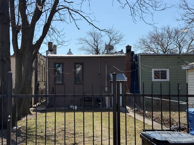 4050 W Cullerton Street, Chicago, IL 60623