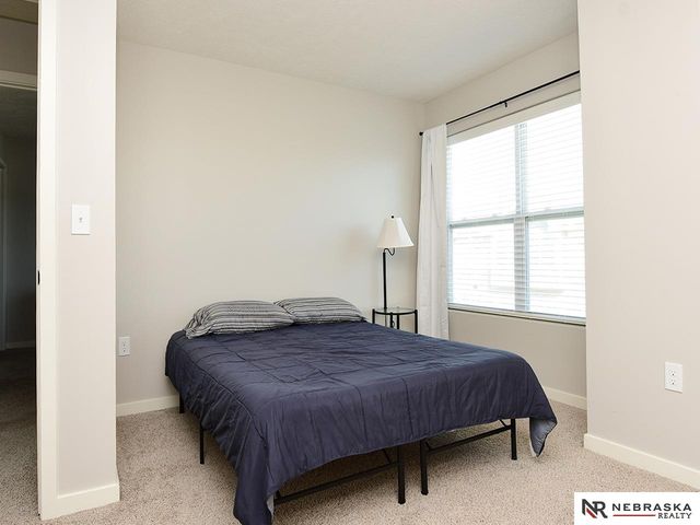 20873 T Court, Elkhorn, NE 68022
