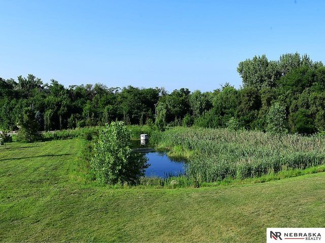 20873 T Court, Elkhorn, NE 68022