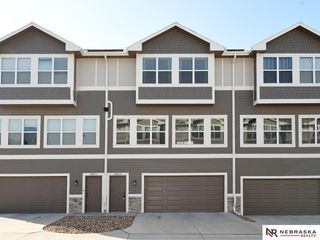 20873 T Court, Elkhorn, NE 68022