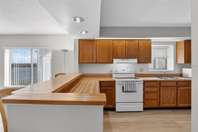 813 BAHIA DEL SOL DRIVE 34, Ruskin, FL 33570