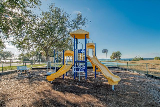 813 BAHIA DEL SOL DRIVE 34, Ruskin, FL 33570