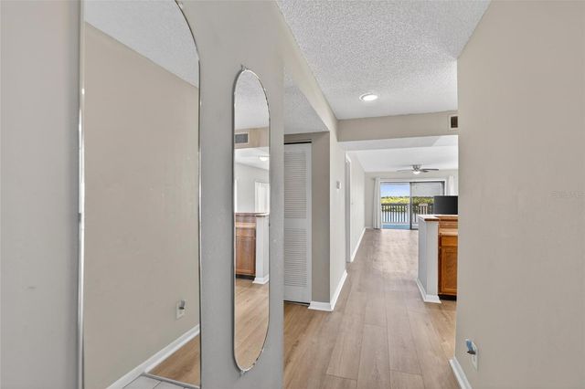 813 BAHIA DEL SOL DRIVE 34, Ruskin, FL 33570