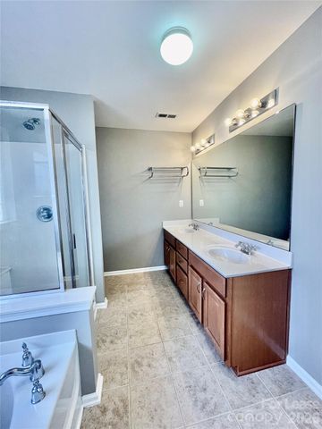 13722 Delstone Drive, Huntersville, NC 28078