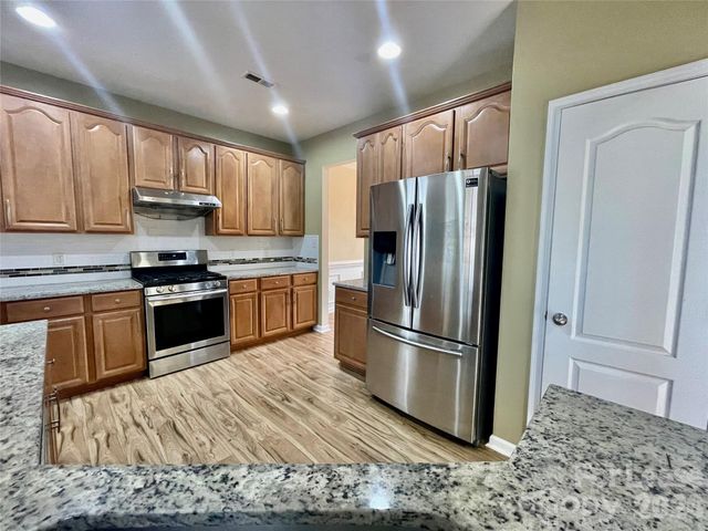 13722 Delstone Drive, Huntersville, NC 28078