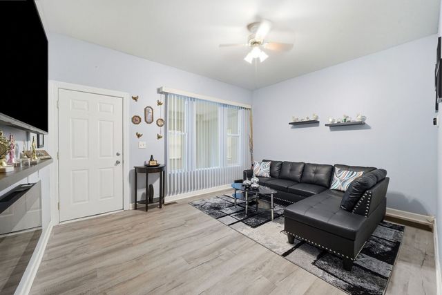 8632 S Sangamon Street, Chicago, IL 60620