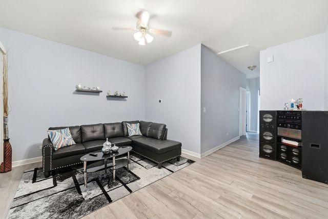 8632 S Sangamon Street, Chicago, IL 60620