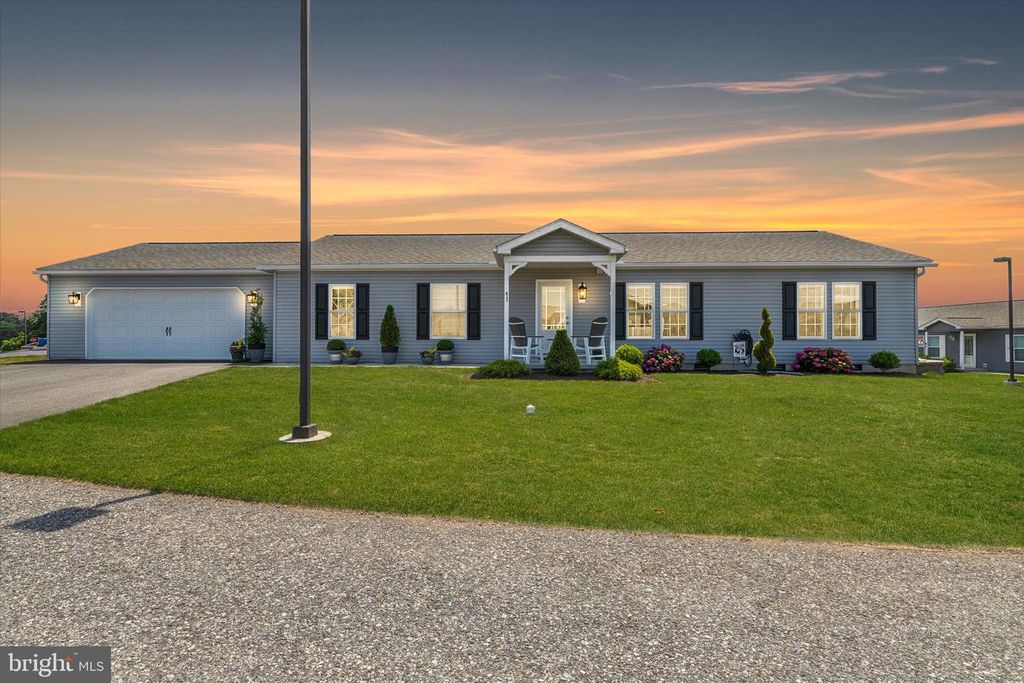 411 RAINBOW DR, Nottingham, PA 19362