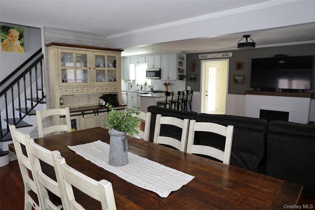 1300 Lakeside Drive, Wantagh, NY 11793