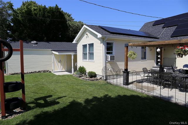 1300 Lakeside Drive, Wantagh, NY 11793