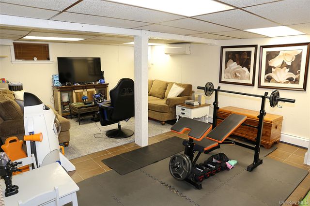 1300 Lakeside Drive, Wantagh, NY 11793