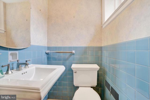 195 PEYTON RD, York, PA 17403