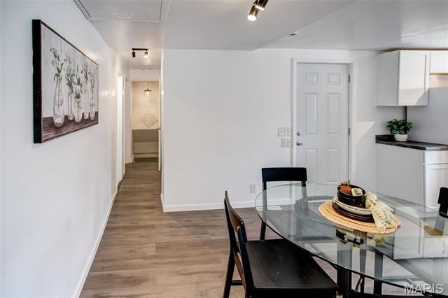 2425 La Salle Drive, Alton, IL 62002